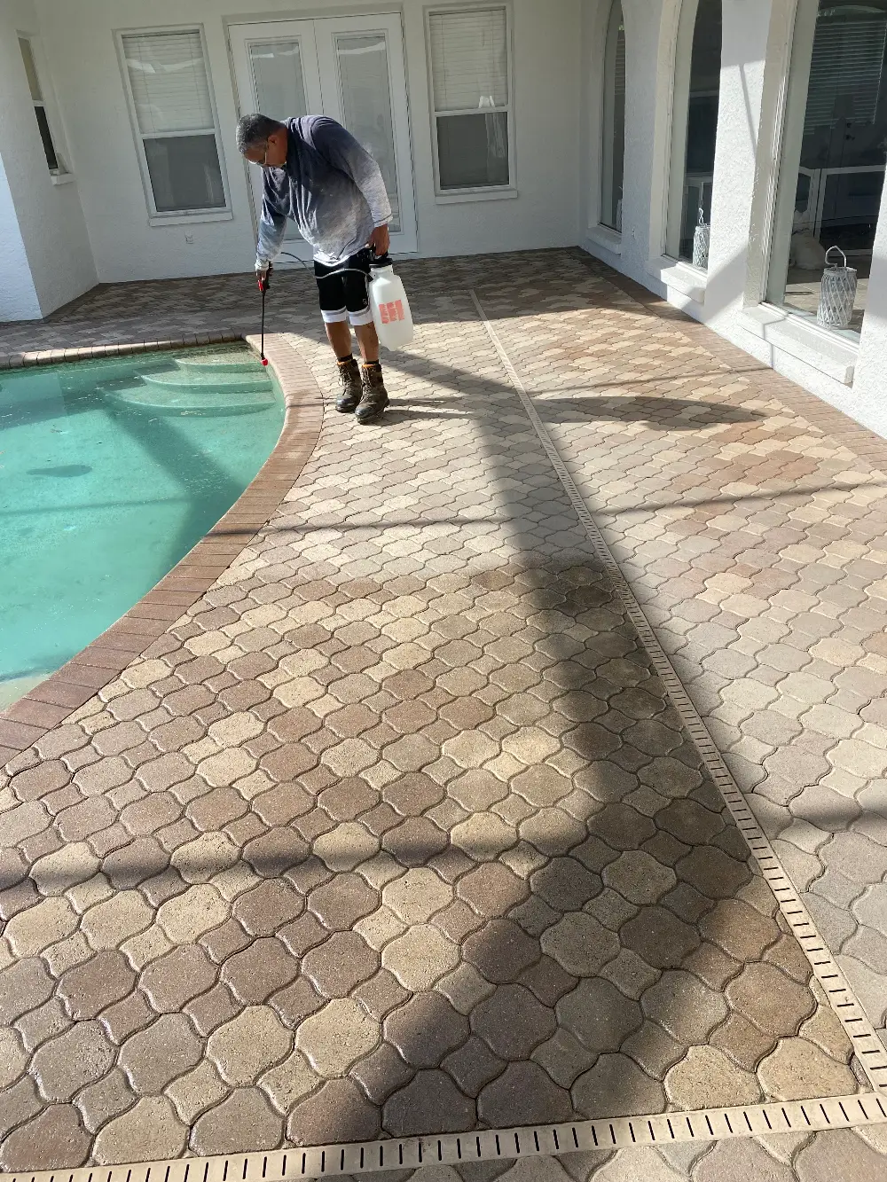 Pavers Sealers in New Port Richey and Tampa Bay